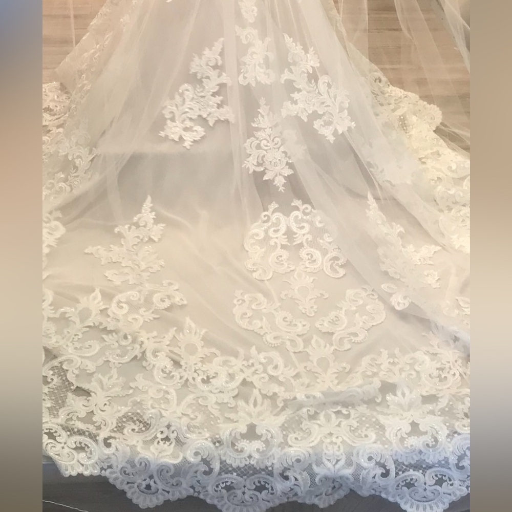 ⭐️Wedding Dress NWT⭐️ - Picture 8 of 12